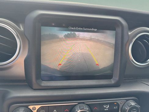 Used 2023 Jeep Wrangler Unlimited Rubicon 4xe w/ Cold Weather Group image 15