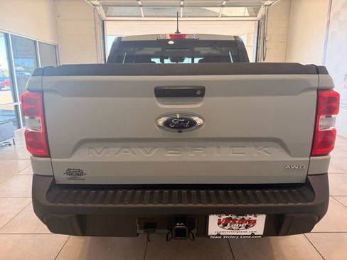 Used 2022 Ford Maverick AWD SuperCrew image 7