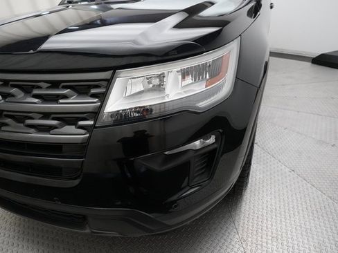 Used 2018 Ford Explorer XLT w/ Equipment Group 202A image 25