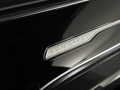 Used 2025 Audi Q8 Premium Plus w/ Premium Plus Package image 18