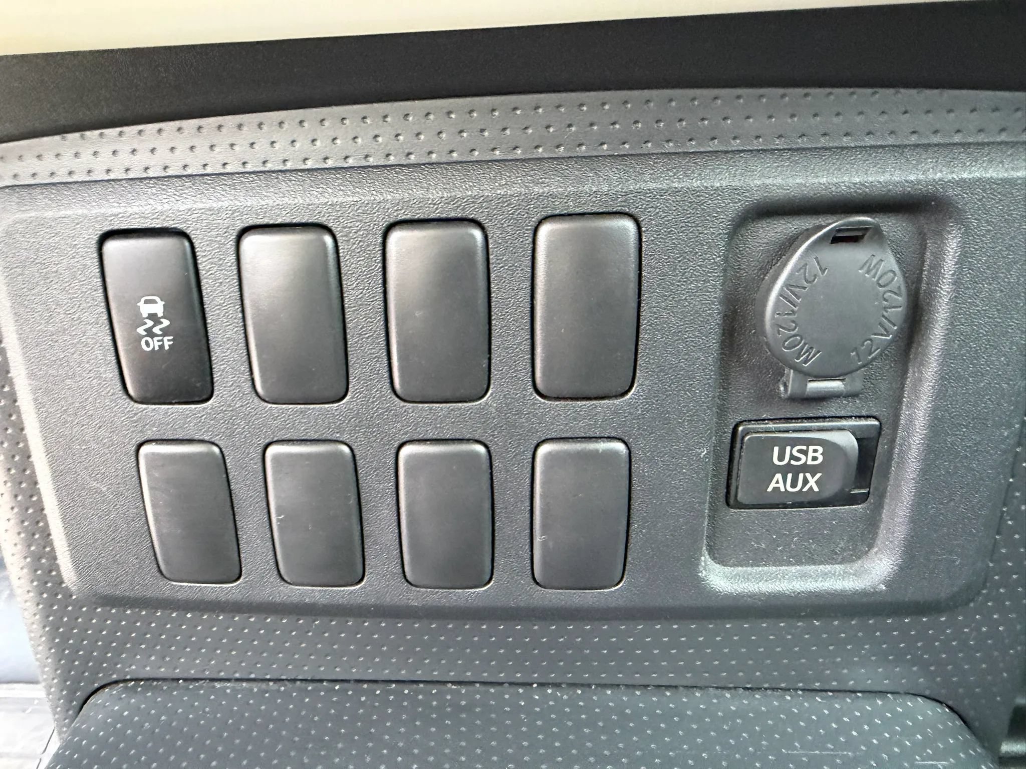Used 2014 Toyota FJ Cruiser 4WD w/ Convenience Package image 33
