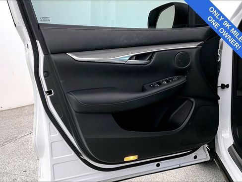 Used 2022 INFINITI QX50 Luxe image 23