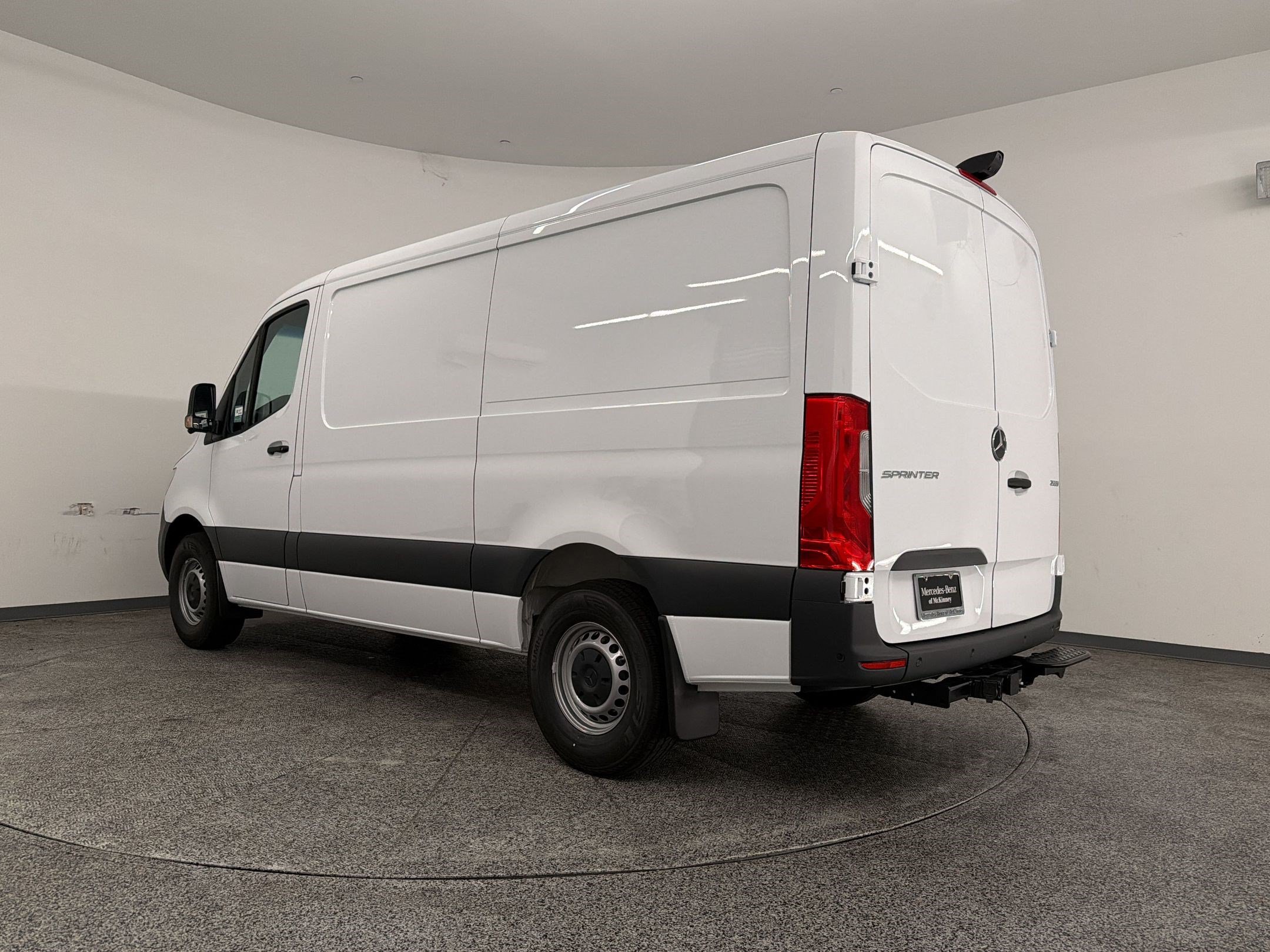 Used 2026 Mercedes-Benz Sprinter 2500 image 3