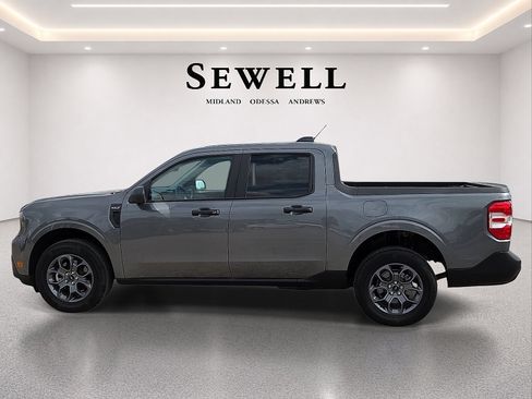 Used 2025 Ford Maverick XLT w/ Equipment Group 302A AWD/4WD image 2