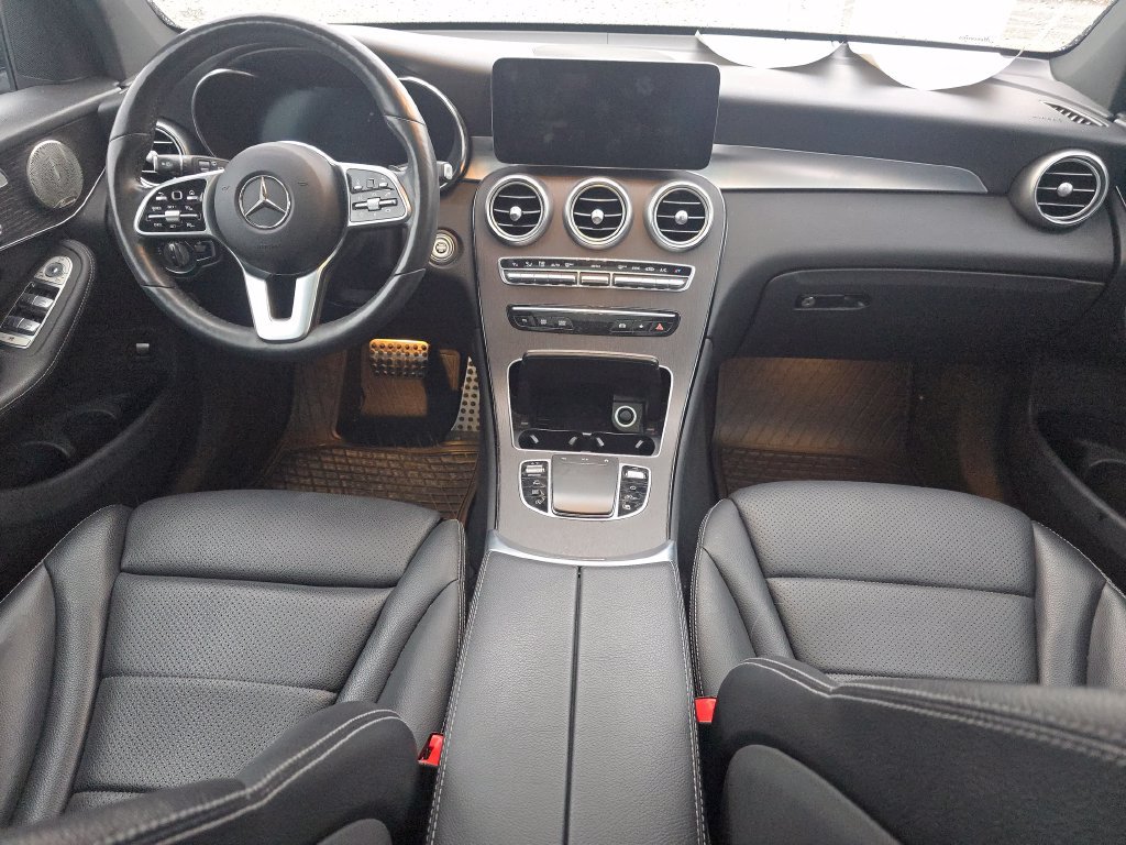 Certified 2021 Mercedes-Benz GLC 300 4MATIC image 17