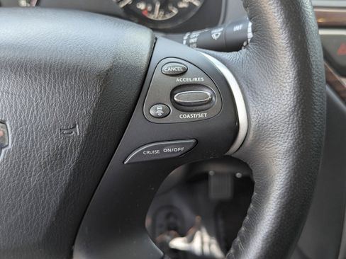 Used 2020 Nissan Pathfinder Platinum AWD/4WD image 36