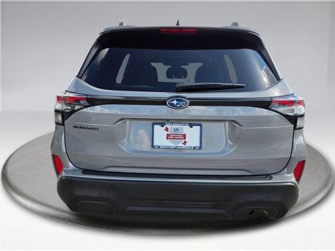 Certified 2025 Subaru Forester Premium AWD/4WD image 15