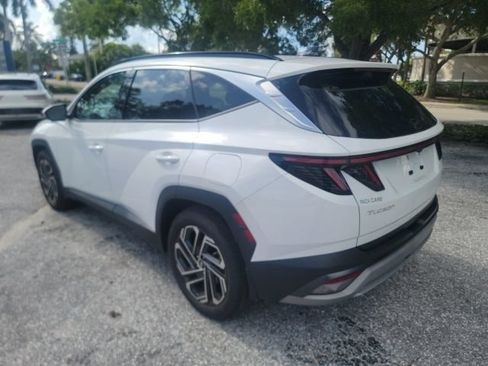 Used 2025 Hyundai Tucson Limited FWD image 3