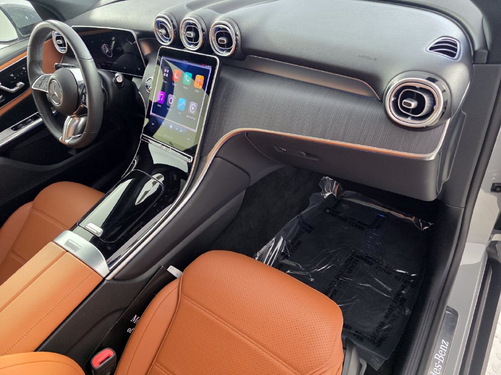 Certified 2026 Mercedes-Benz GLC 300 image 30