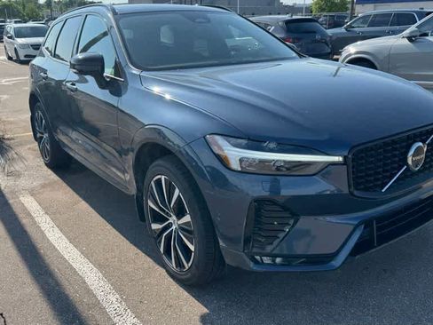 Used 2024 Volvo XC60 B5 Plus w/ Protection Package Premier AWD/4WD image 3