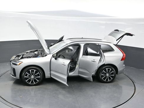 Used 2023 Volvo XC60 B5 Plus w/ Climate Package AWD/4WD image 37