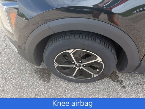 Certified 2023 Kia Niro EX FWD image 26