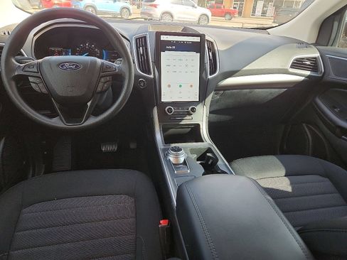 Used 2022 Ford Edge SE AWD/4WD image 11