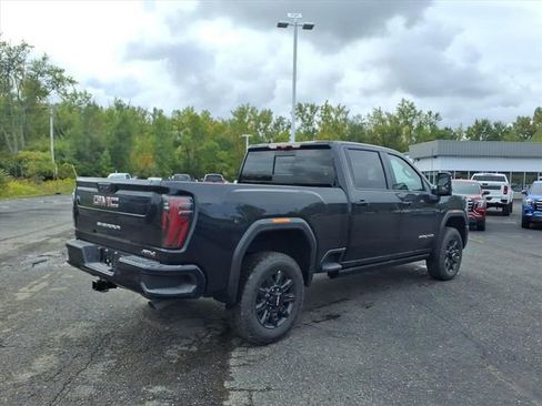 New 2026 GMC Sierra 2500 AT4 w/ AT4 Premium Plus Package image 5