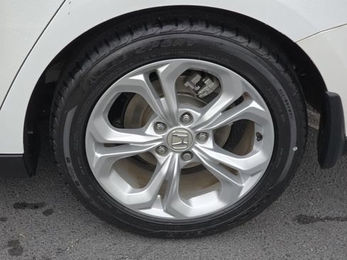 Certified 2023 Honda Accord LX image 31