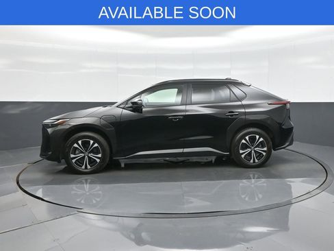 Used 2024 Toyota bZ4X AWD w/ Weather Package image 4