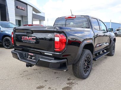 New 2026 GMC Canyon Elevation w/ Convenience Package