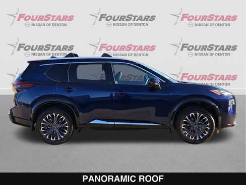 New 2026 Nissan Rogue Platinum w/ Platinum Premium Package AWD/4WD image 3