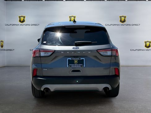 Used 2022 Ford Escape SE w/ Convenience Package FWD image 4