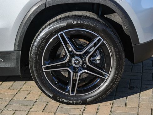 Certified 2026 Mercedes-Benz GLA 250 4MATIC image 11