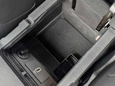 Used 2022 Ford Mustang GT Premium image 36