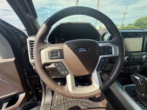 Used 2015 Ford F150 King Ranch w/ Equipment Group 601A Luxury AWD/4WD image 15
