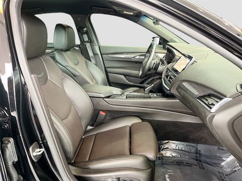 Used 2023 Cadillac CT5 V w/ Premium Package image 28