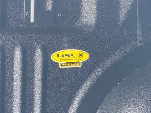 Used 2018 Ford F150 XLT w/ Equipment Group 302A Luxury AWD/4WD image 6