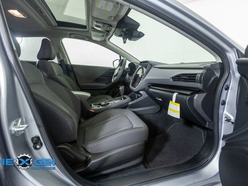 Used 2024 Subaru Crosstrek 2.0i Premium AWD/4WD image 38