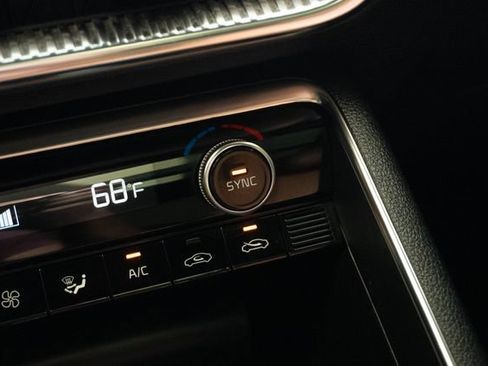 Used 2023 Kia K5 GT FWD image 28
