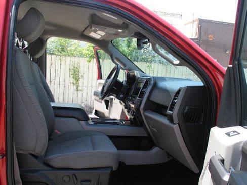 Used 2020 Ford F150 XLT w/ Equipment Group 302A Luxury AWD/4WD image 21