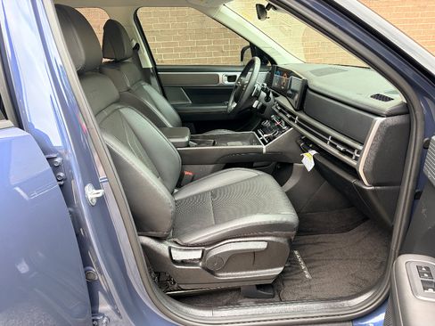 Used 2025 Hyundai Santa Fe XRT AWD/4WD image 25