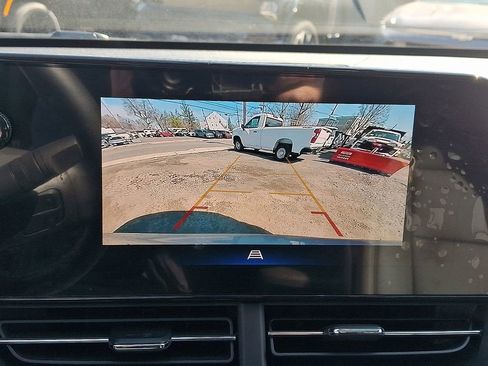 Used 2025 Chevrolet Trax ACTIV w/ Sunroof Package image 18