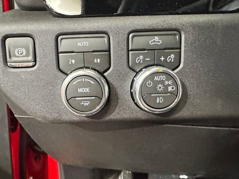 New 2026 GMC Sierra 1500 Elevation AWD/4WD image 17