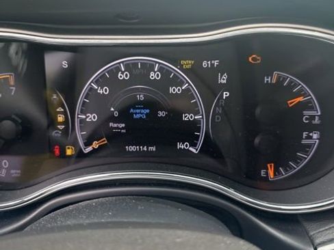 Used 2018 Jeep Grand Cherokee Overland image 5