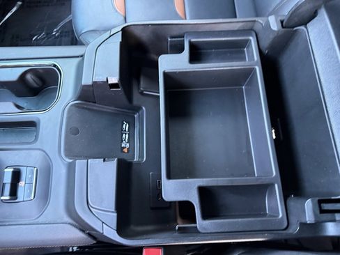 Used 2023 GMC Sierra 1500 AT4 w/ Technology Package image 26