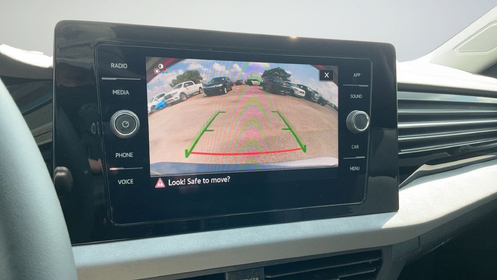 Used 2026 Volkswagen Jetta SE FWD image 11