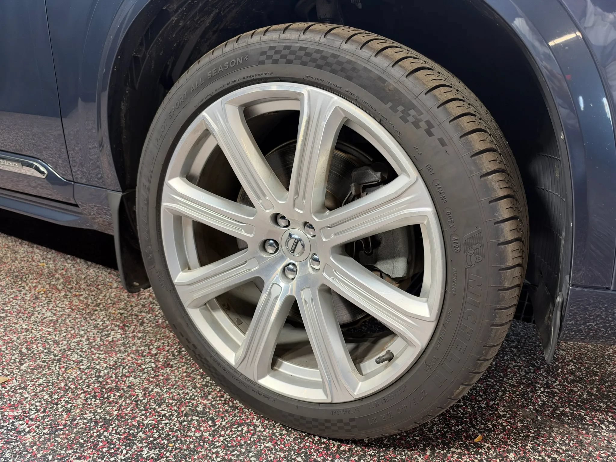 Used 2018 Volvo XC90 T8 Inscription w/ Convenience Package AWD/4WD image 36