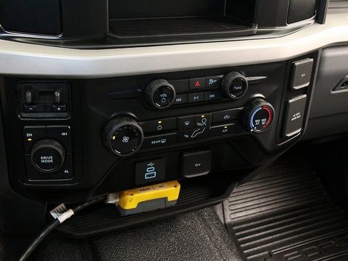 New 2025 Ford F550 4x4 Supercab Super Duty image 21