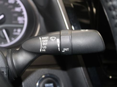 Used 2023 Toyota Camry SE image 34