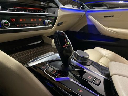 Used 2019 BMW 540i image 56