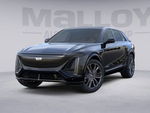 New 2026 Cadillac Lyriq V image 9