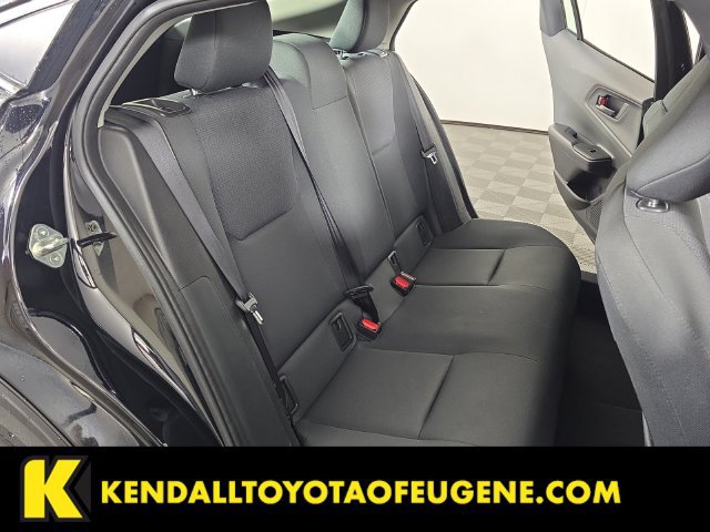 Used 2025 Toyota Prius LE FWD image 23