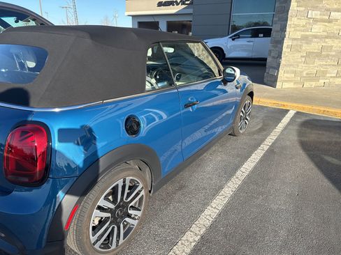 Used 2024 MINI Cooper S image 6