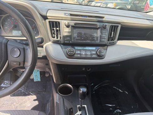 Used 2015 Toyota RAV4 XLE AWD/4WD image 11
