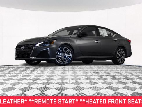 Used 2023 Nissan Altima 2.5 SL FWD image 2