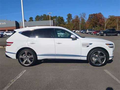 Used 2024 Genesis GV80 3.5T w/ Prestige Package image 3