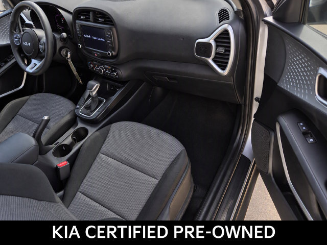 Certified 2025 Kia Soul LX w/ LX Technology Package FWD image 7