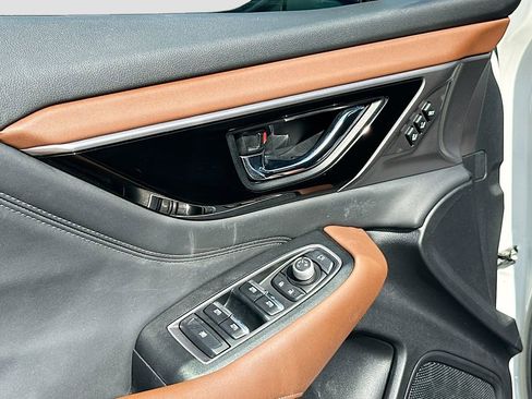 Used 2021 Subaru Outback Touring w/ Popular Package #2 image 18