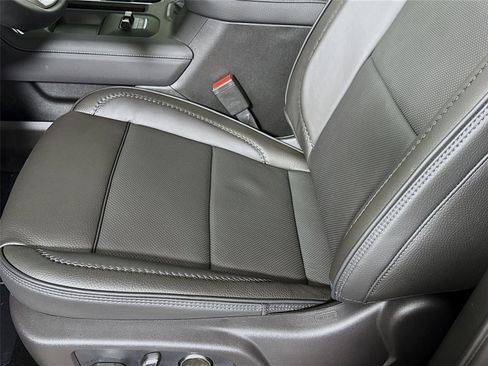 New 2026 GMC Sierra 3500 Denali w/ Denali Reserve Package image 15